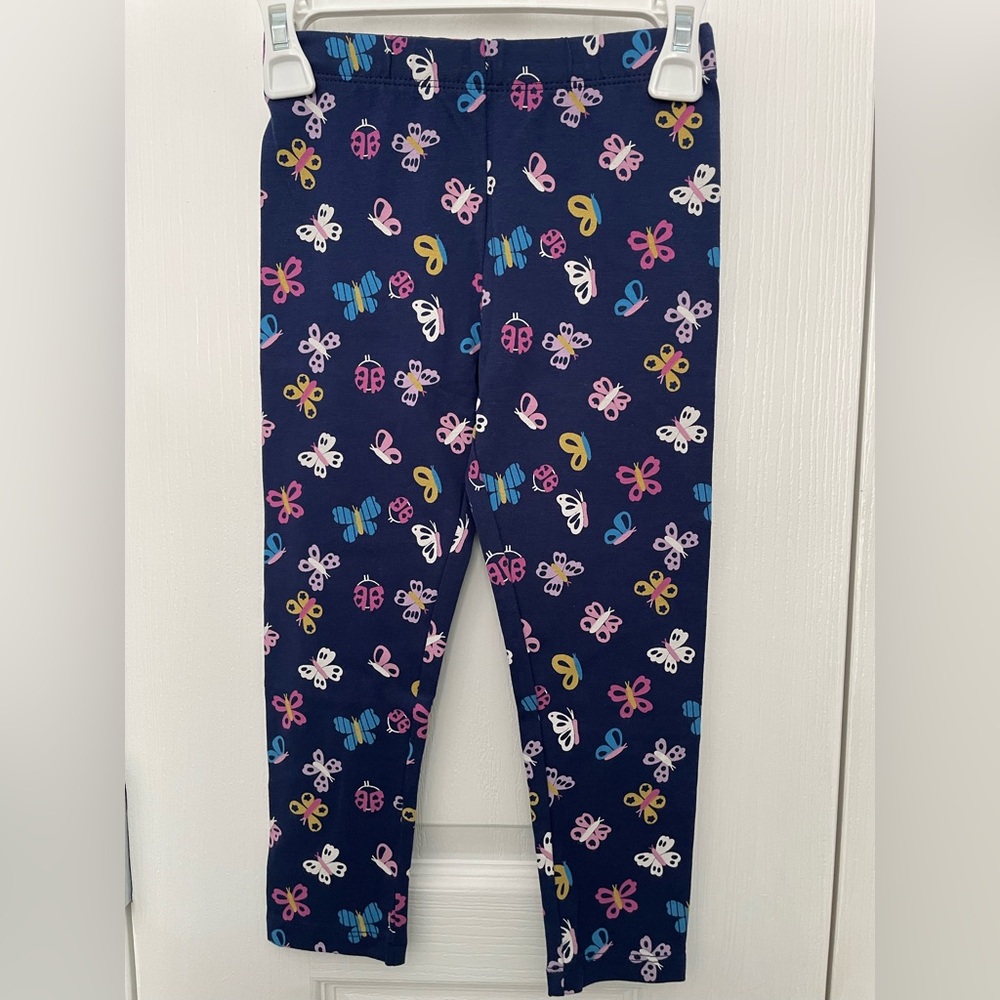 5 for $10🟢 Epic Threads Navy Kids Leggings with Colorful Butterfly Print. NWT.